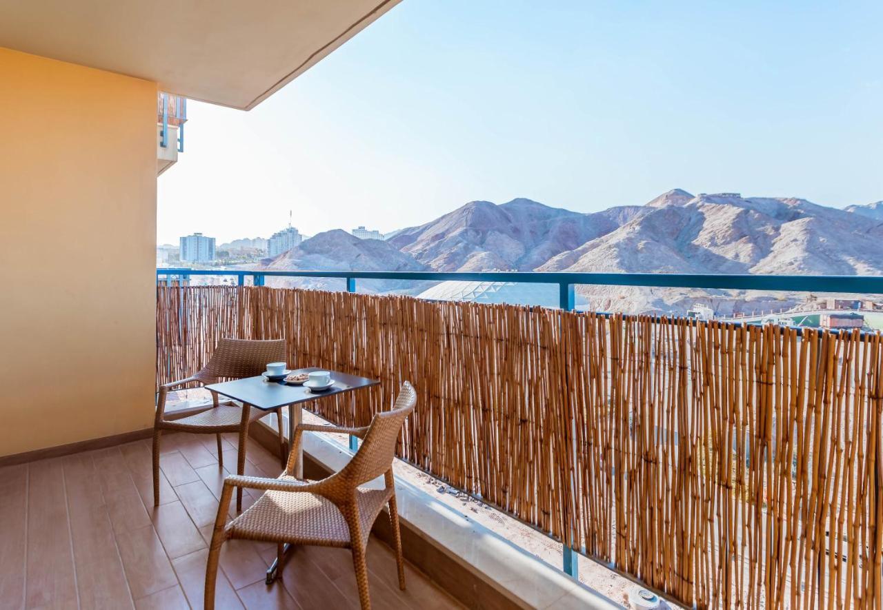 Almogim Suites Eilat Hotel (Adults Only) Bagian luar foto